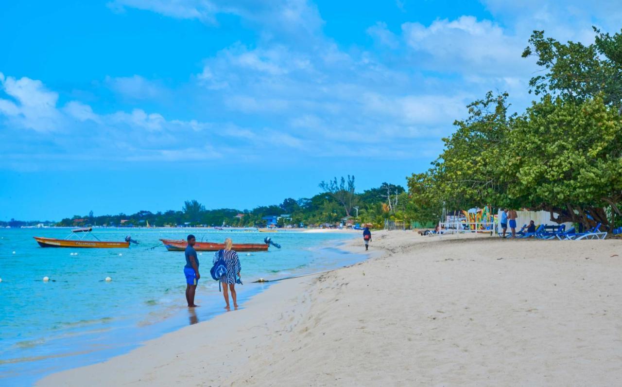 Yellow Bird Sea Negril Buitenkant foto